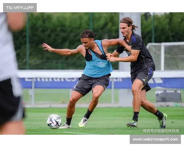 法甲因国际教练加盟，战术风格日益多元化